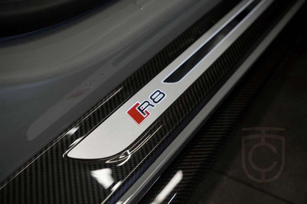 Audi R8 q. Spyder Performance *Carbon *20 *Keramik