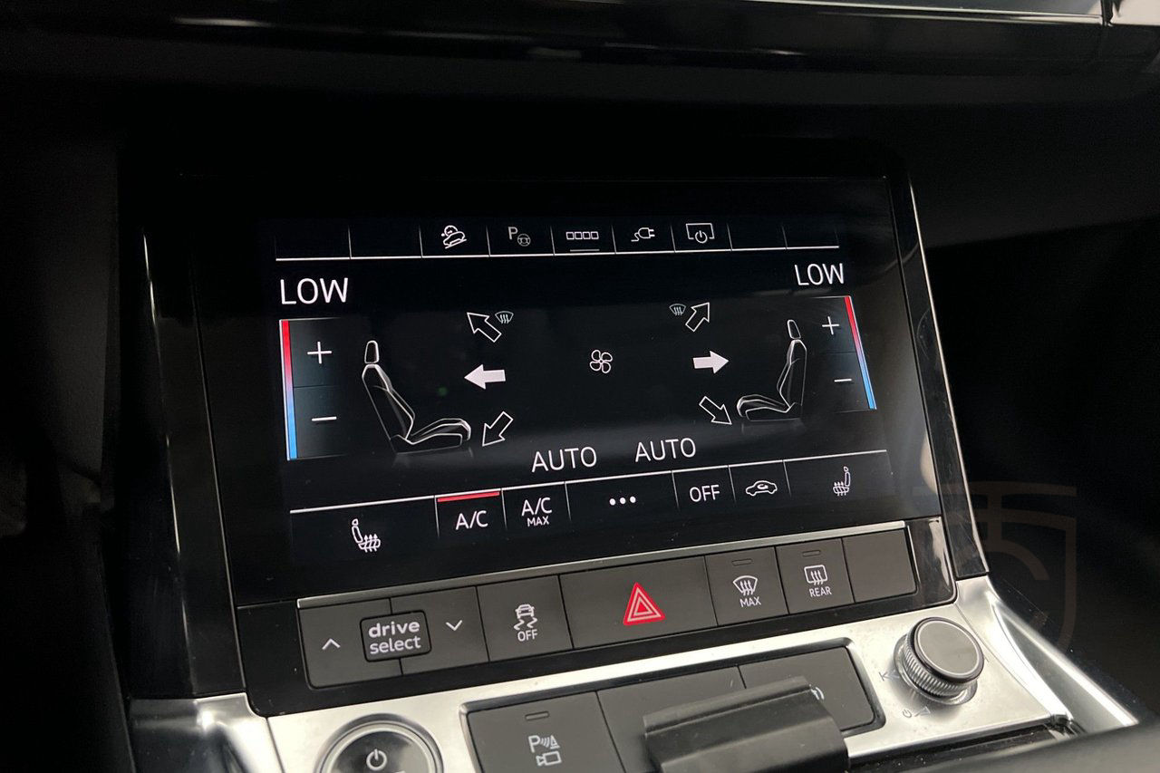Audi Q8 50 e-tron Quattro