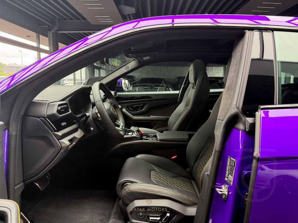 Lamborghini URUS SE HYBRID4.0 V8/PANO/HEAD-UP/COOL SEAT