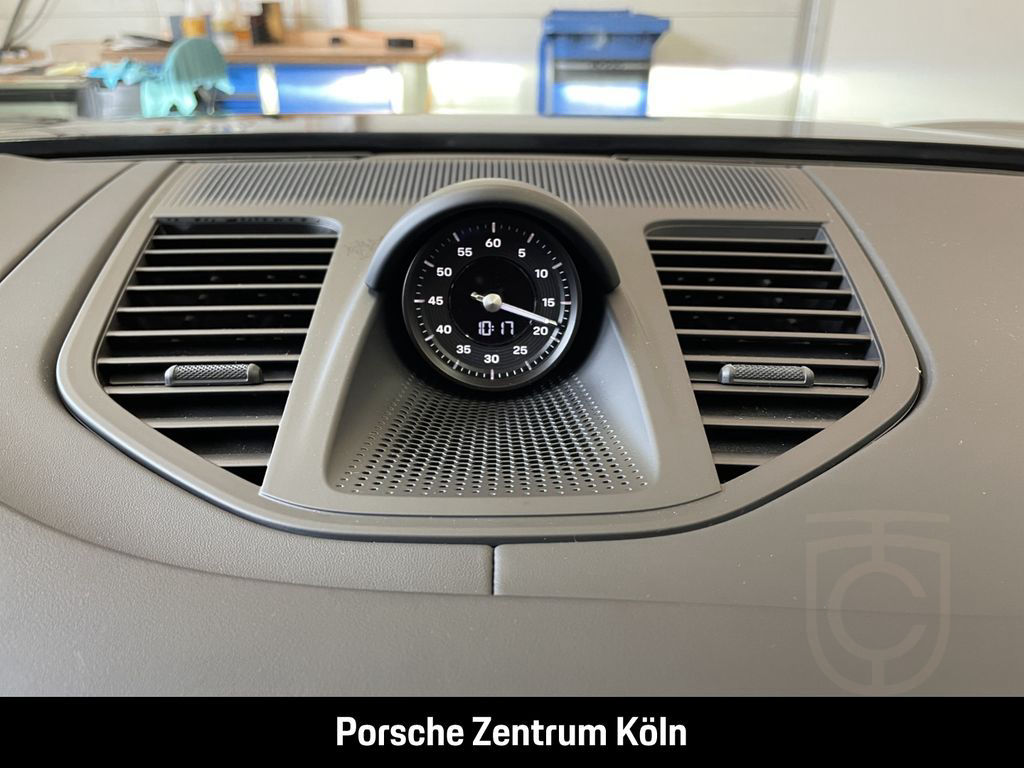 Porsche Panamera 4 E-Hybrid HUD Sportabgas HA-Lenk HD-Ma