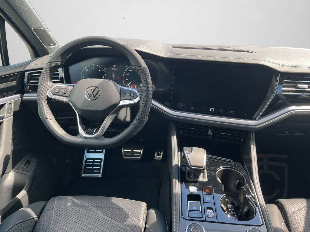 Volkswagen Touareg R-Line ABT 330 PS 5 Jahre Garantie/Pano/