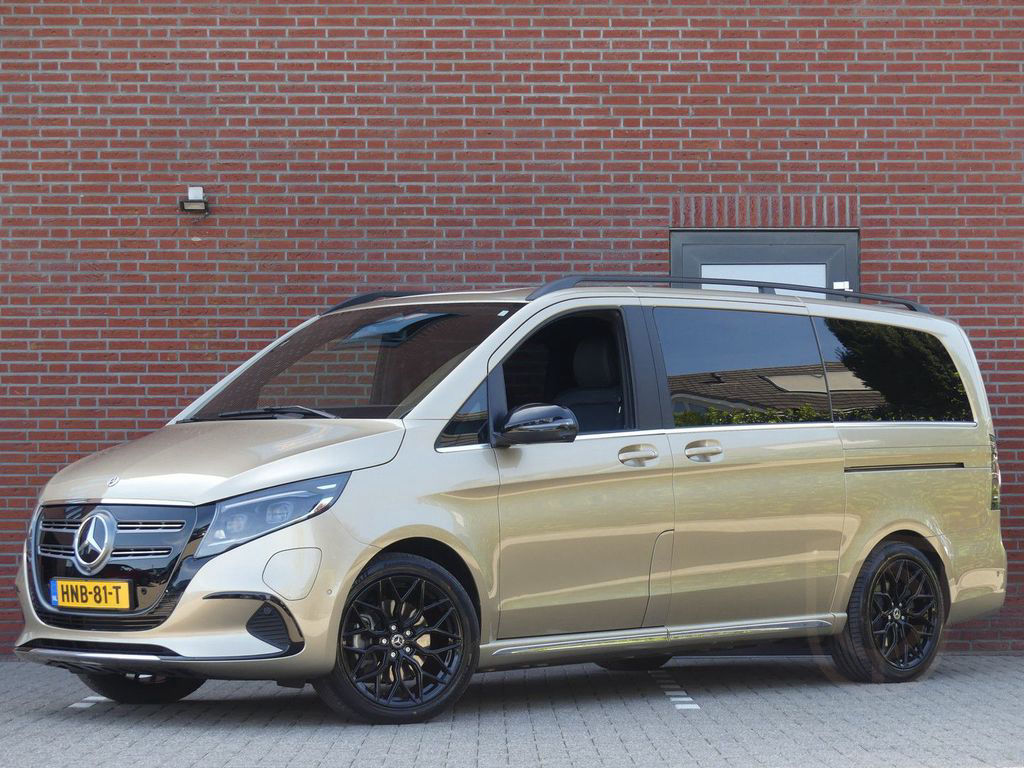 Mercedes-Benz EQV 300 L2 90 KWH AMG Line 7Persoons Leer/LED/Ca