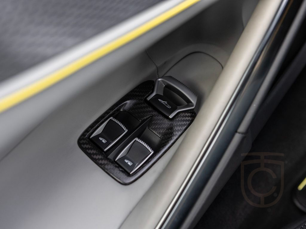 McLaren Artura - Vision | Carbon | Sports Exhaust