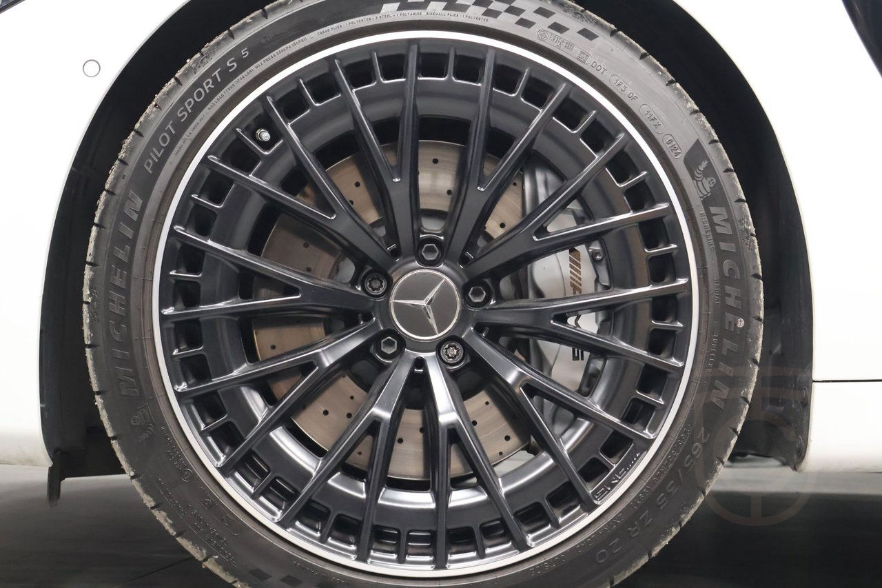 Mercedes-Benz AMG CLE 53 4MATIC+ Coupé AMG