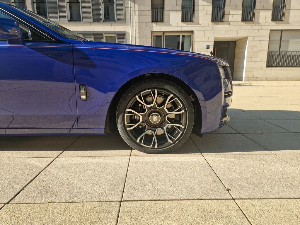 Rolls-Royce Ghost Black Badge