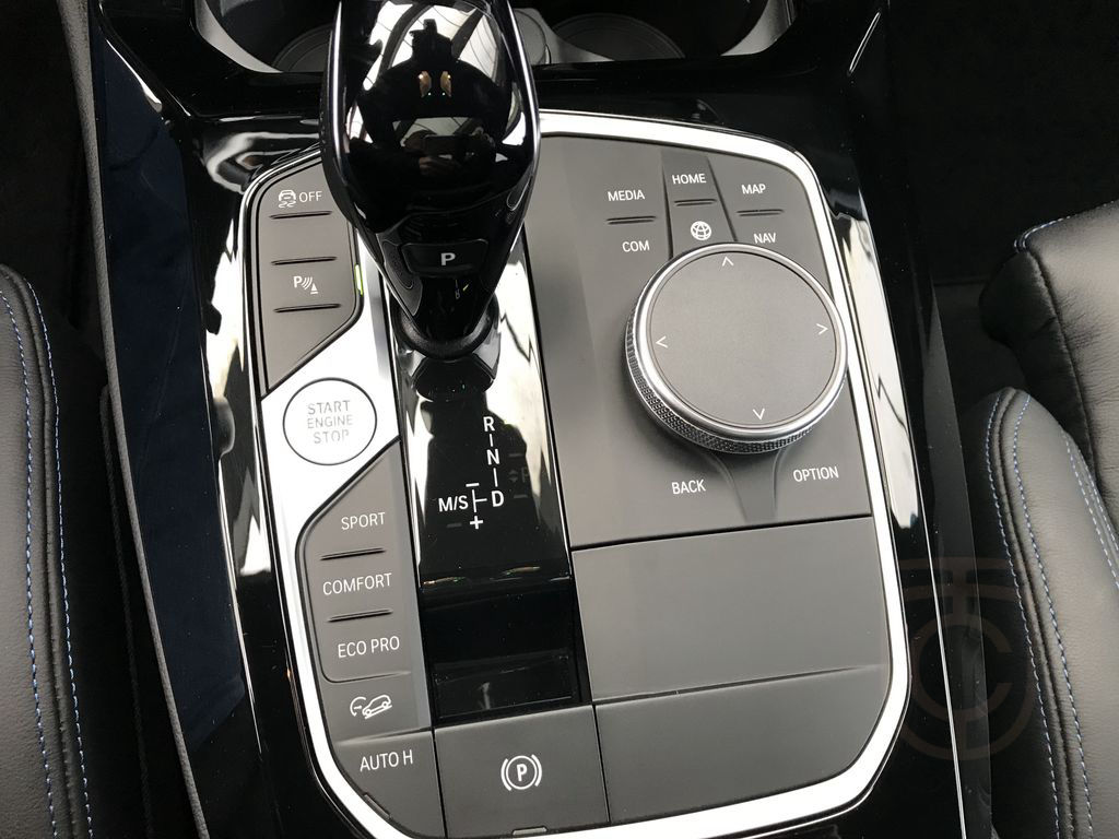 BMW X4 M40i Head-Up HK HiFi DAB LED WLAN Pano.Dach