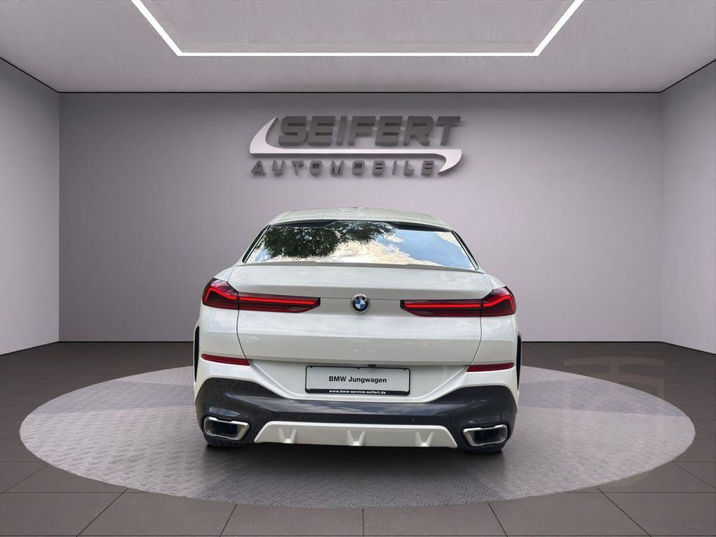 BMW X6 xDrive40d | M-SPORT | AHK | Harman | PANO |