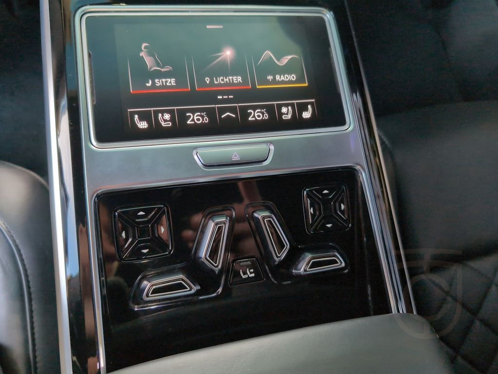 Audi S8 UPE:192*OLED*Pano*Softc*B&O*HUD*StHz*Keramik*