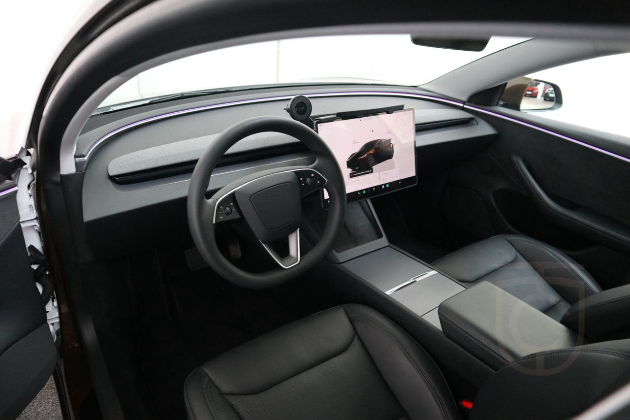 Tesla Model 3 Long Range AWD,2024