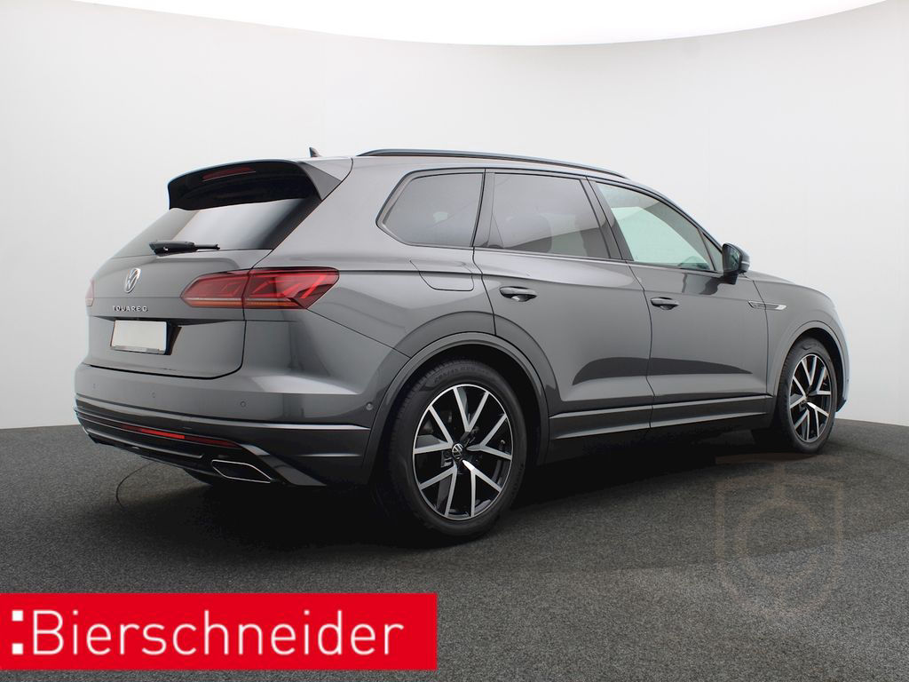 Volkswagen Touareg 3.0 TDI R-line BLACK-STYLE PANO NACHTS D
