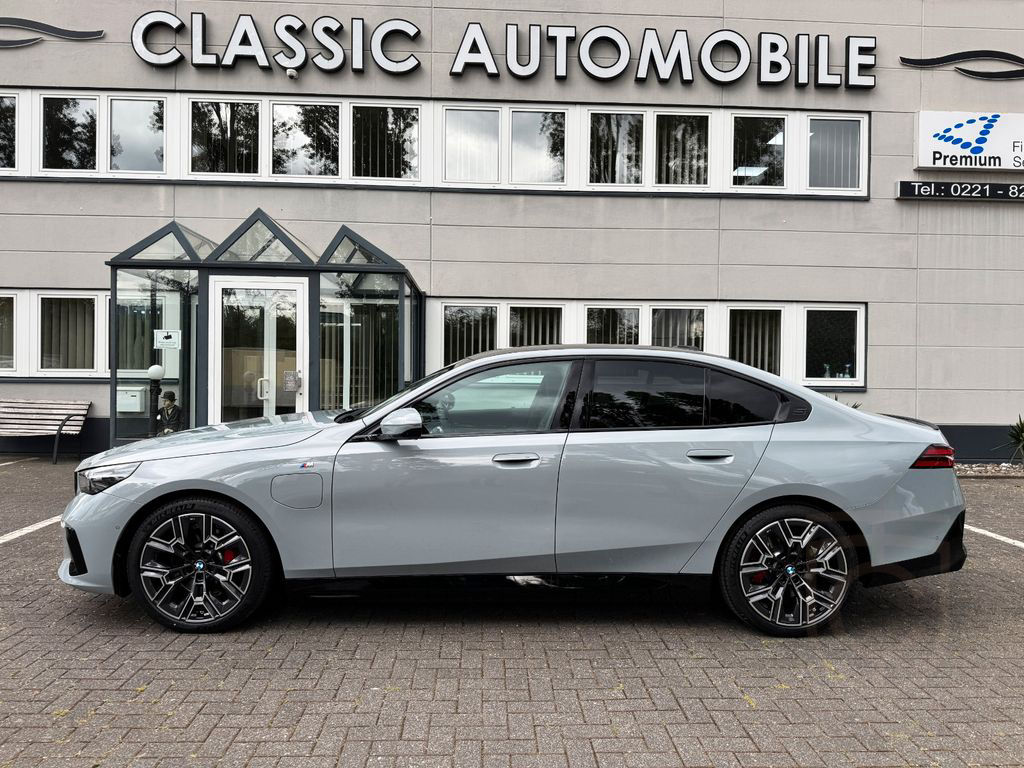 BMW 530 e M Sportpaket Pro/Pano/360°K/20 Zoll