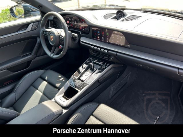 Porsche 992 -2 (911) Carrera