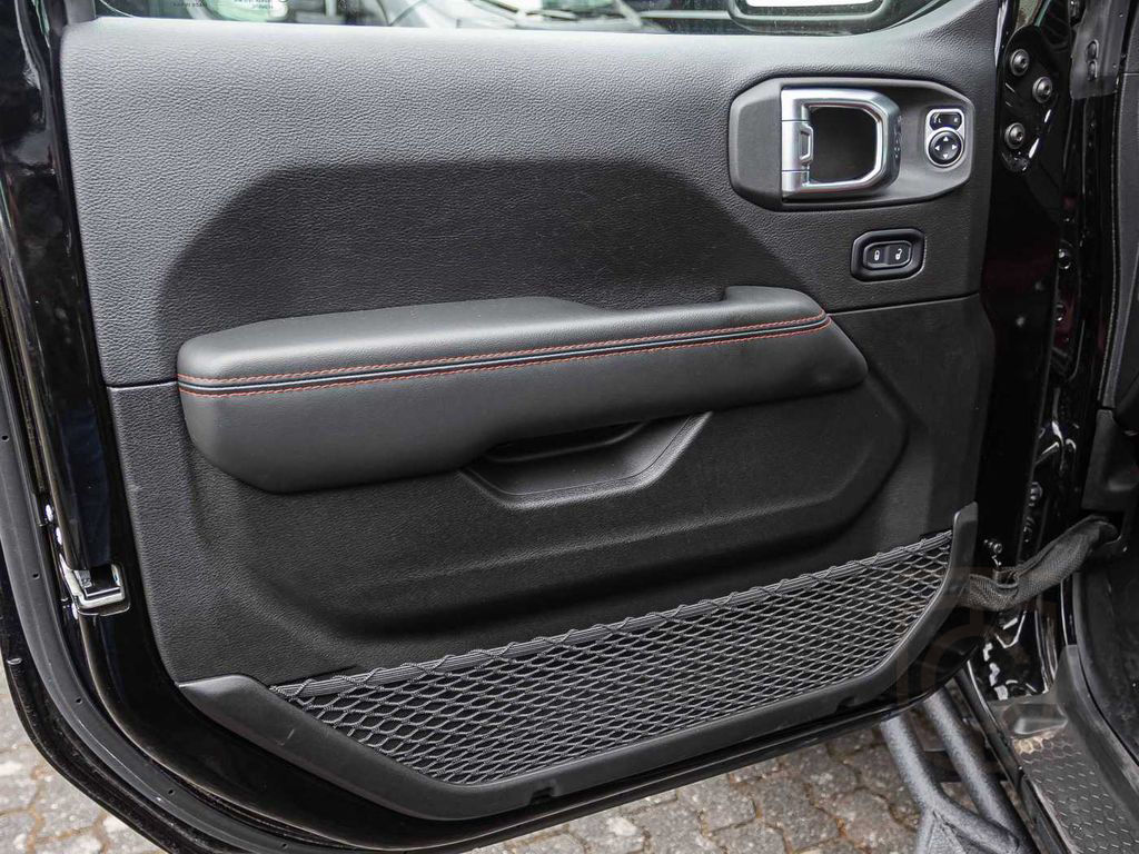 Jeep Wrangler Rubicon 392 6.4l V8 M24 WARN