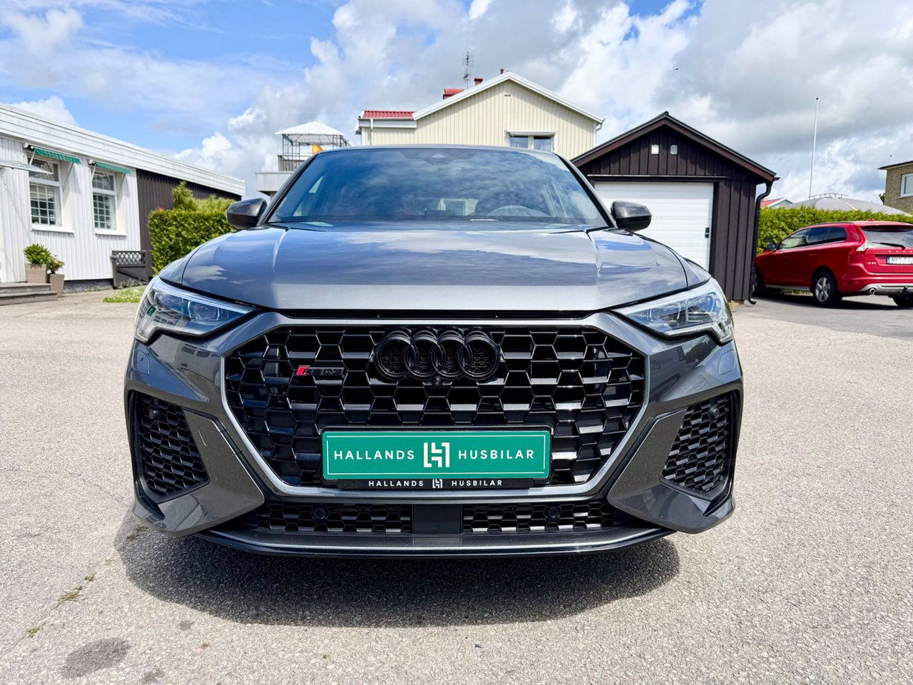 Audi RSQ3 Quattro