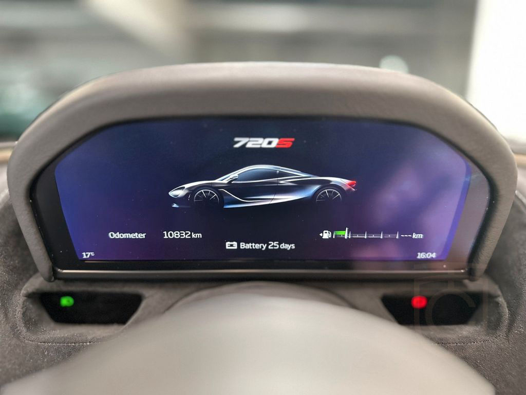 McLaren 720S Spider / Electrochromic Roof / Carbon Fibre