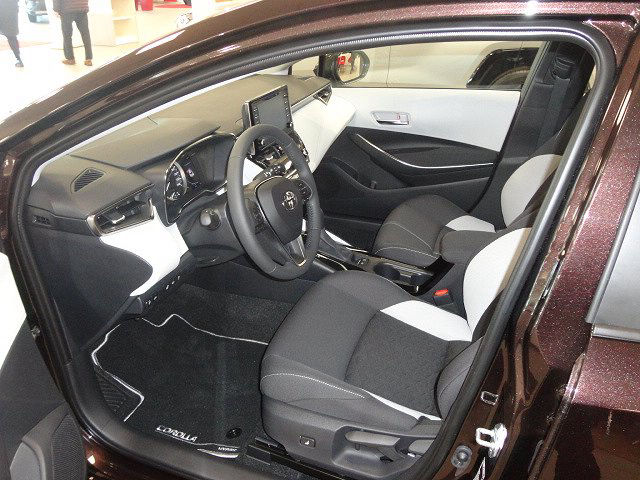 Toyota Corolla 1,8 Elhybrid Aut 5D Active SPI