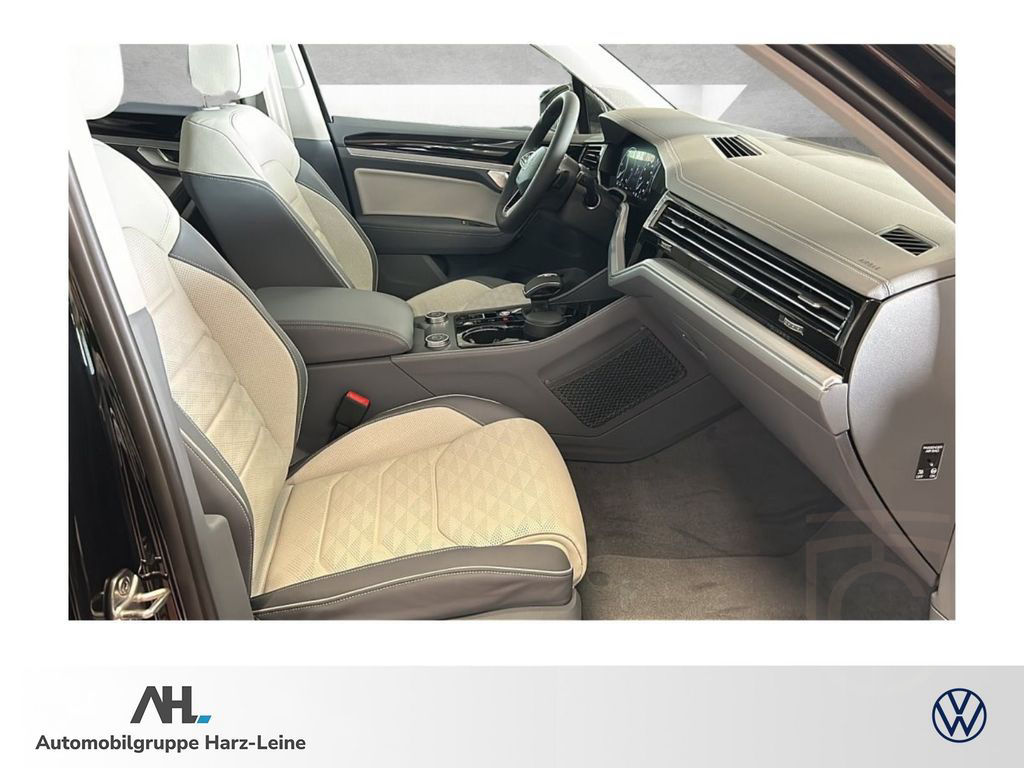 Volkswagen Touareg Elegance 3.0 V6 TDI 4M *AHK*PANO*NAVI*Hu