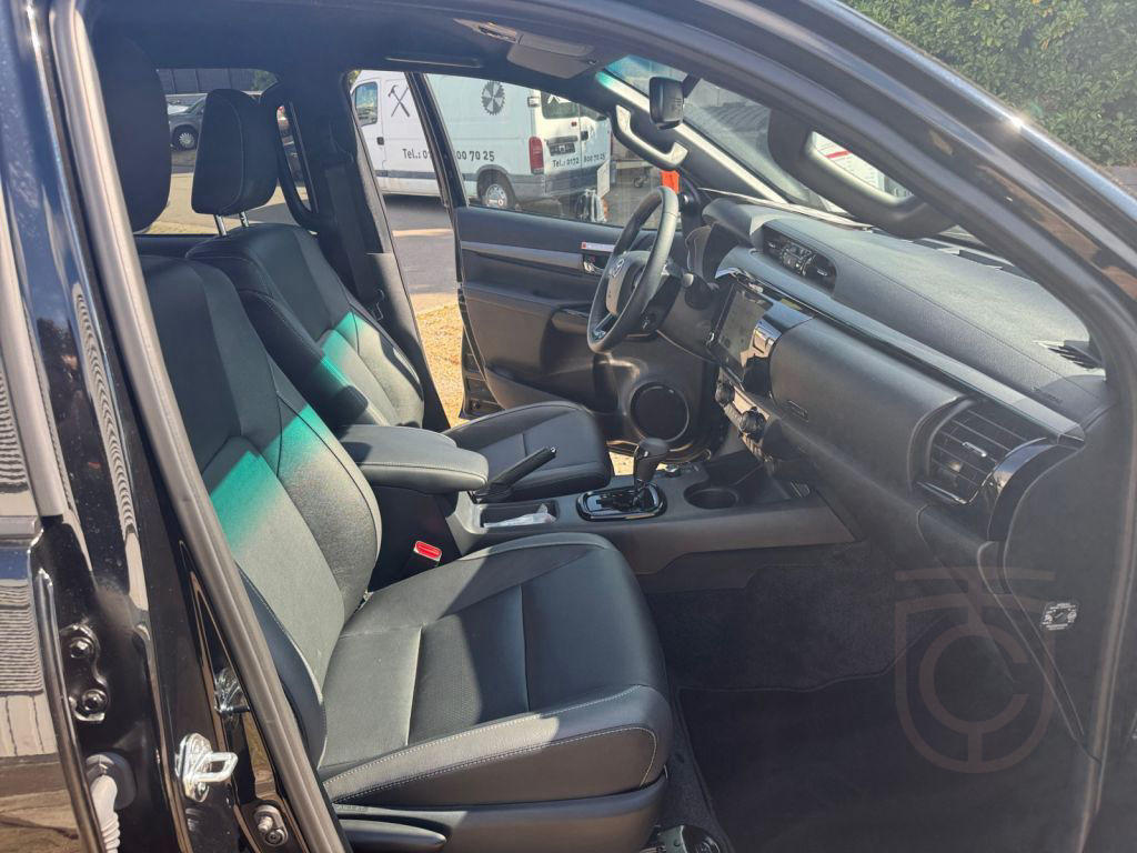Toyota HiLux 4x4 Double Cab MHEV Autm. Invincible (AN1P