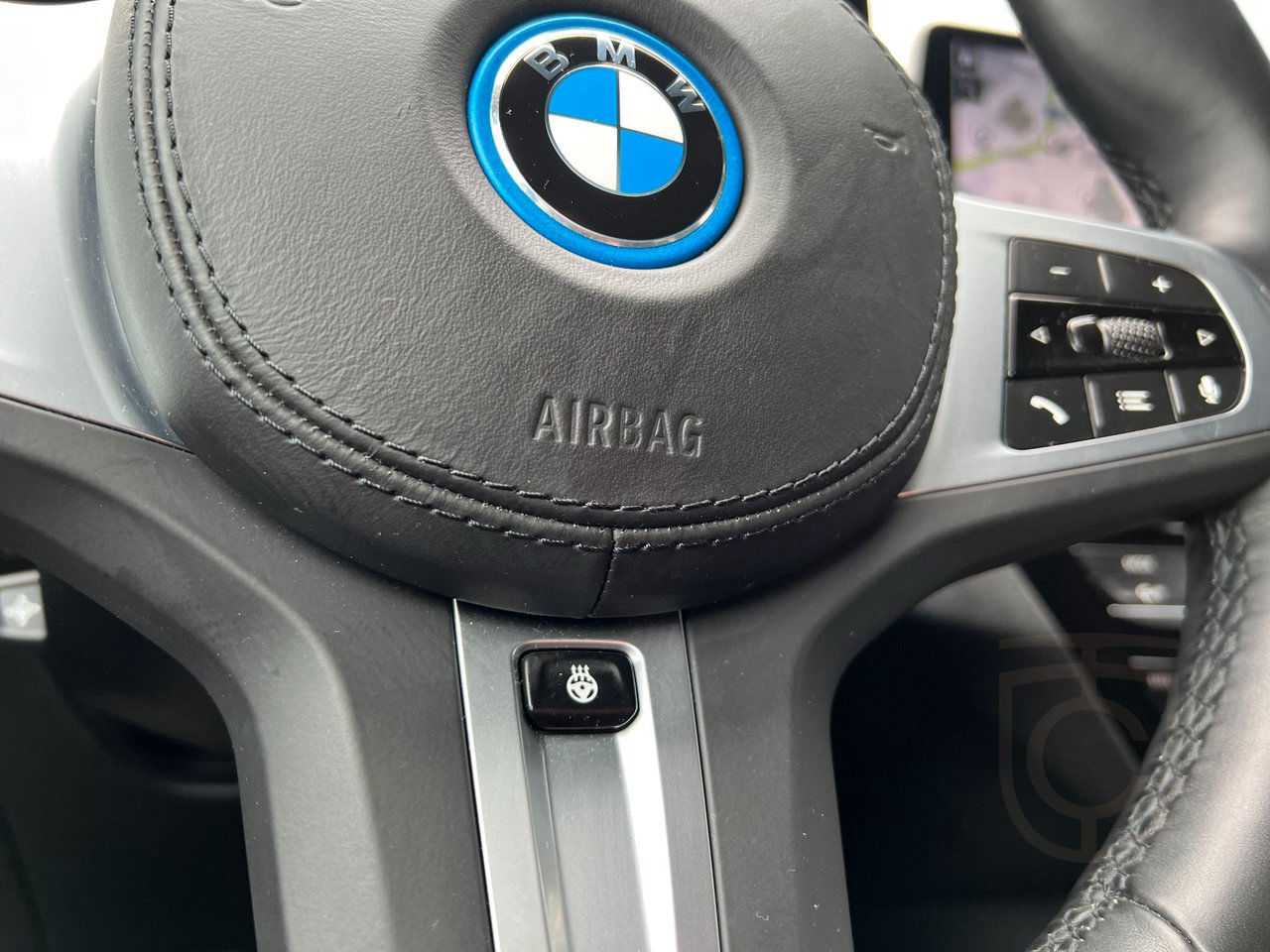 BMW 545 e xDrive Sedan M-Sport Innovation