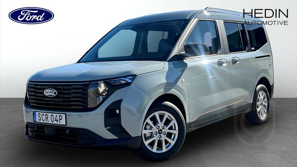 Ford Tourneo Courier Titanium