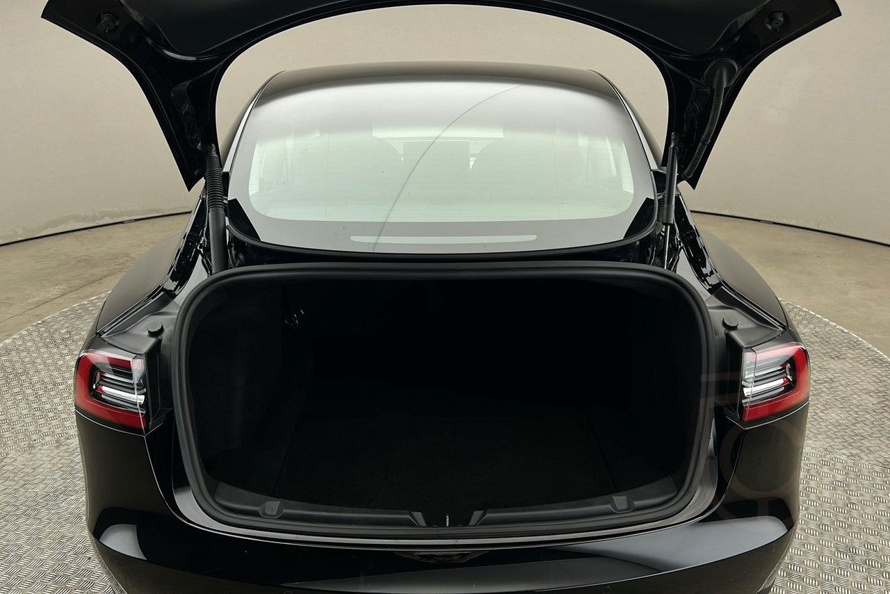 Tesla Model 3 Standard Range