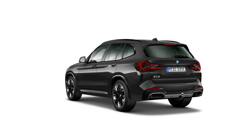 BMW iX3 Charged Plus