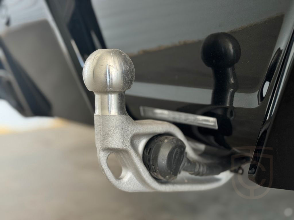 BMW M5 Touring PANO/HUD/AHK/INNO/SITZLÜFTUNG/ICONIC