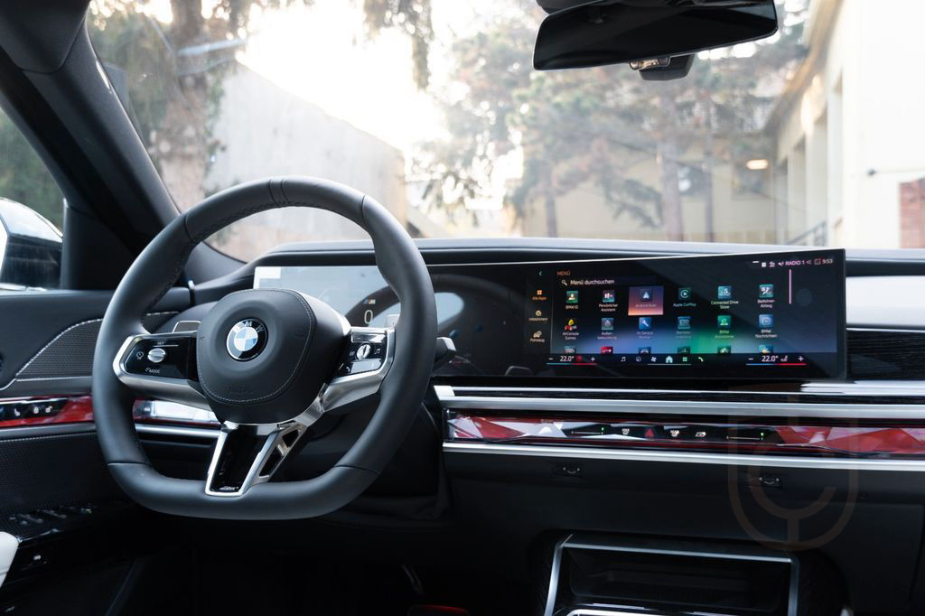 BMW 740d M SPORT.INDIVIDUAL.MASSAGE.SOFTCL.SKY.AHK