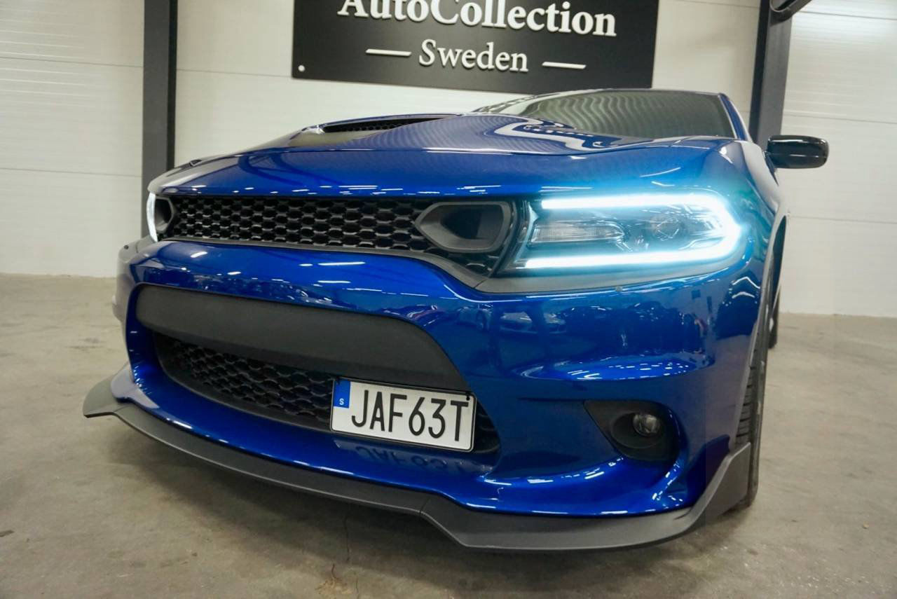Dodge Charger R