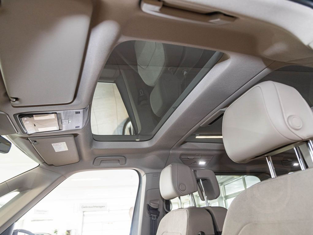 Volkswagen T7 Multivan Style 2,0 l TSI lang | keyless | Eas
