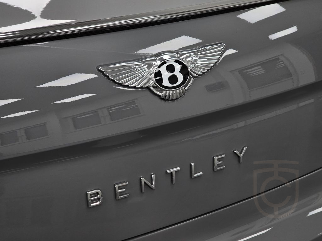 Bentley Flying Spur S V8*Mulliner*NAIM*Cambrian Grey*