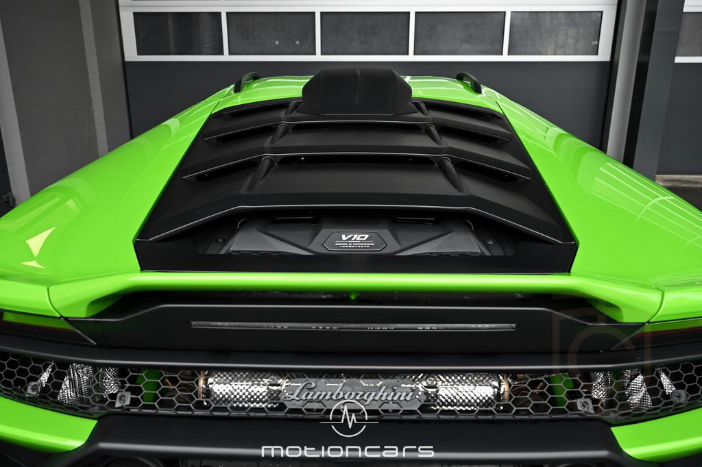 Lamborghini Huracan Sterrato 1 OF 1499 EXP € 274.983