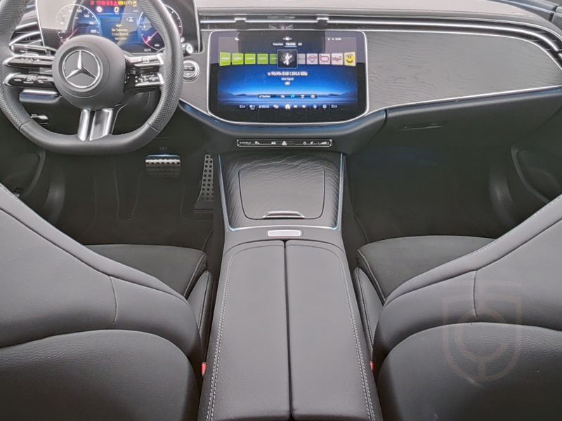 Mercedes-Benz E 450 d 4M AMG DISTRONIC DIGITAL MEMORY 360° PDC