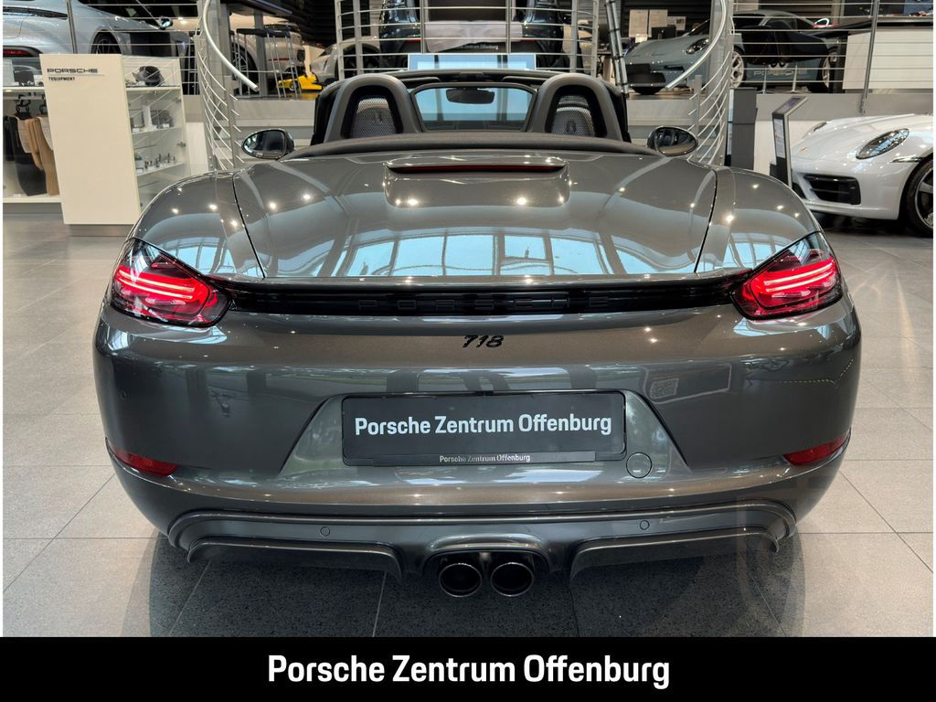 Porsche Boxster 718 Style Edition
