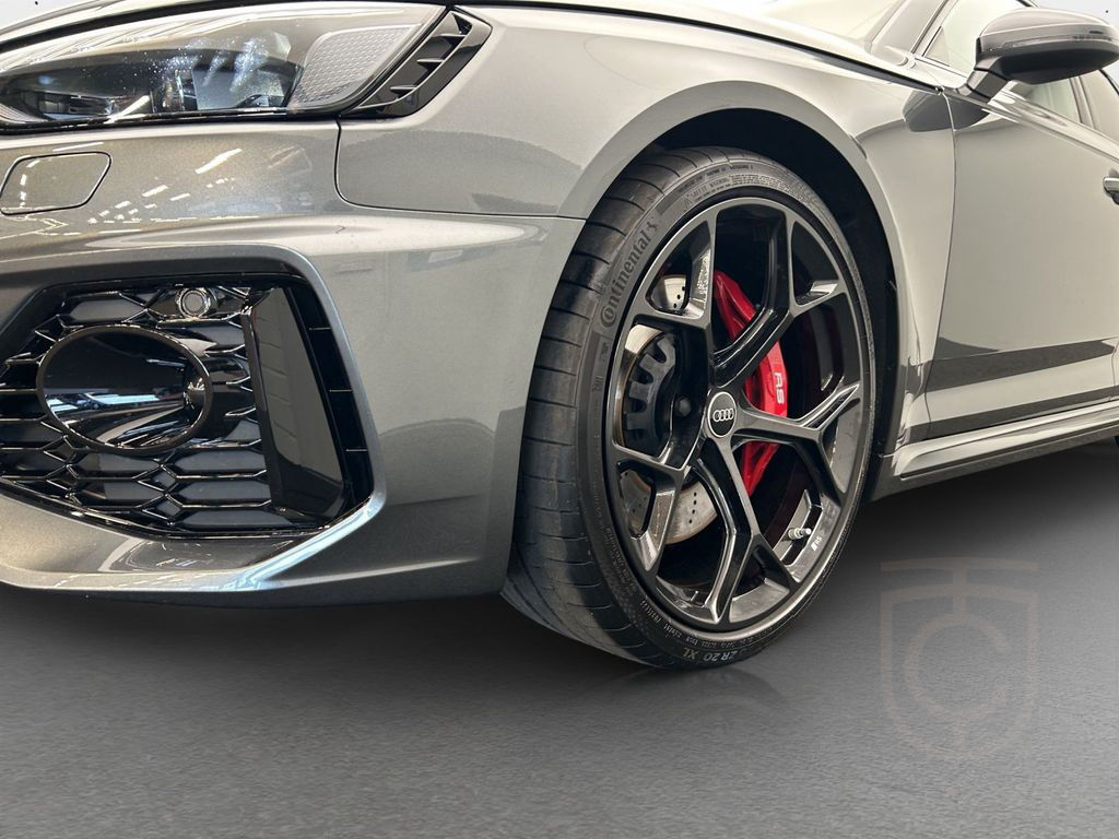 Audi RS 4 Avant quattro competition plus*Schalensitze