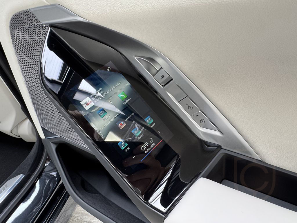 BMW M760 e xDrive Pro Executive Lounge Massage/Lüft.