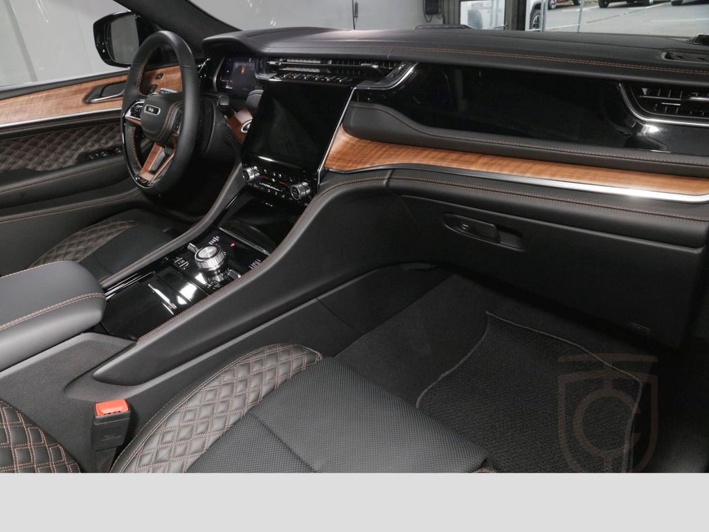Jeep Grand Cherokee Summit Reserve 4xe,Head-Up, Night