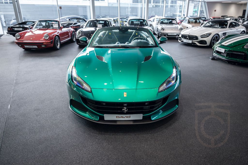 Ferrari PORTOFINO M * VERDE PINO * Disp.*Daytona*JBL*LED