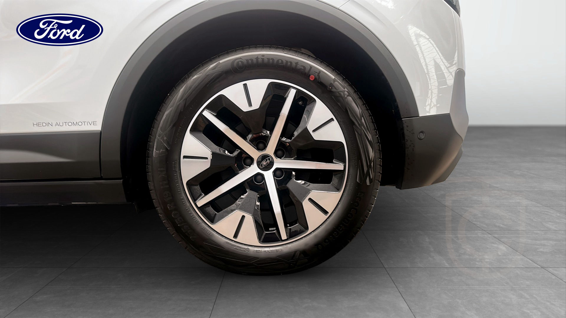 Ford Explorer EV Extended Range RWD