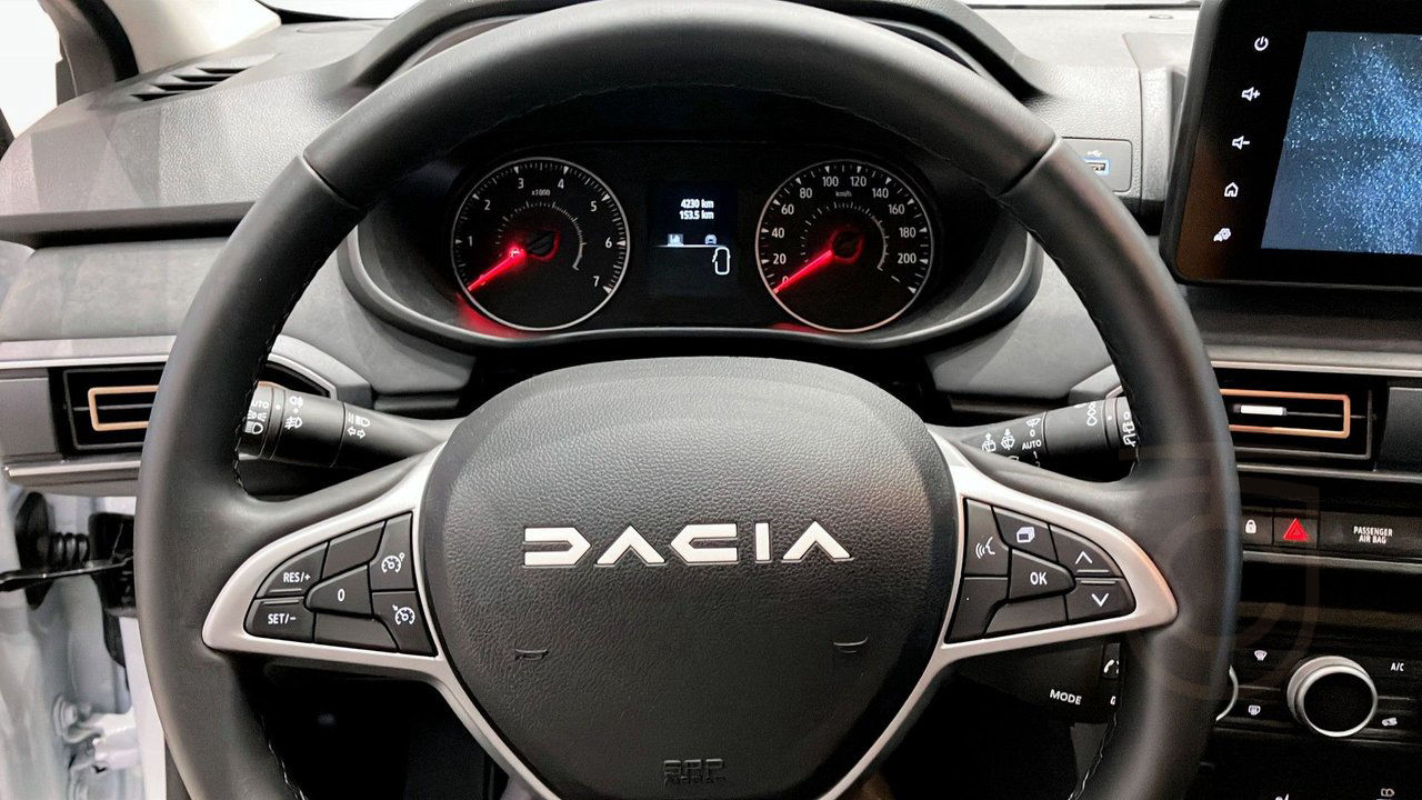 Dacia Sandero Stepway EXTREME TCE 90 AUTO -