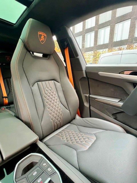 Lamborghini Urus 4.0 V8 PHEV SE