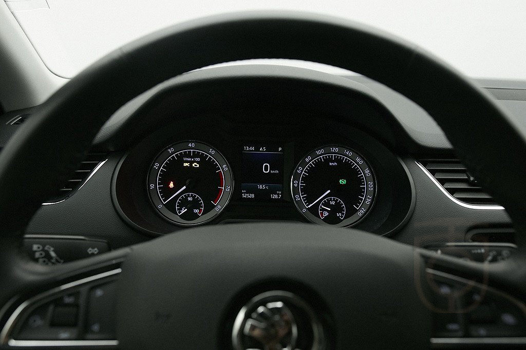 Skoda Octavia Kombi STYLE TSI 150 HK DSG D&W PREM