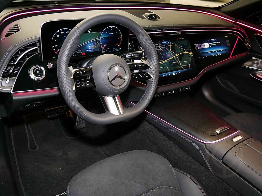 Mercedes-Benz E 450 d 4M T+AMG+DIST.+AHK+PANO+Burmester® 4D+++