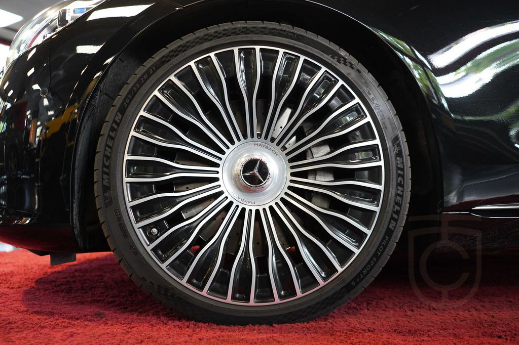 Mercedes-Benz S 680 Maybach 4M CHAUFFEUR PACKET BURM PANO TV