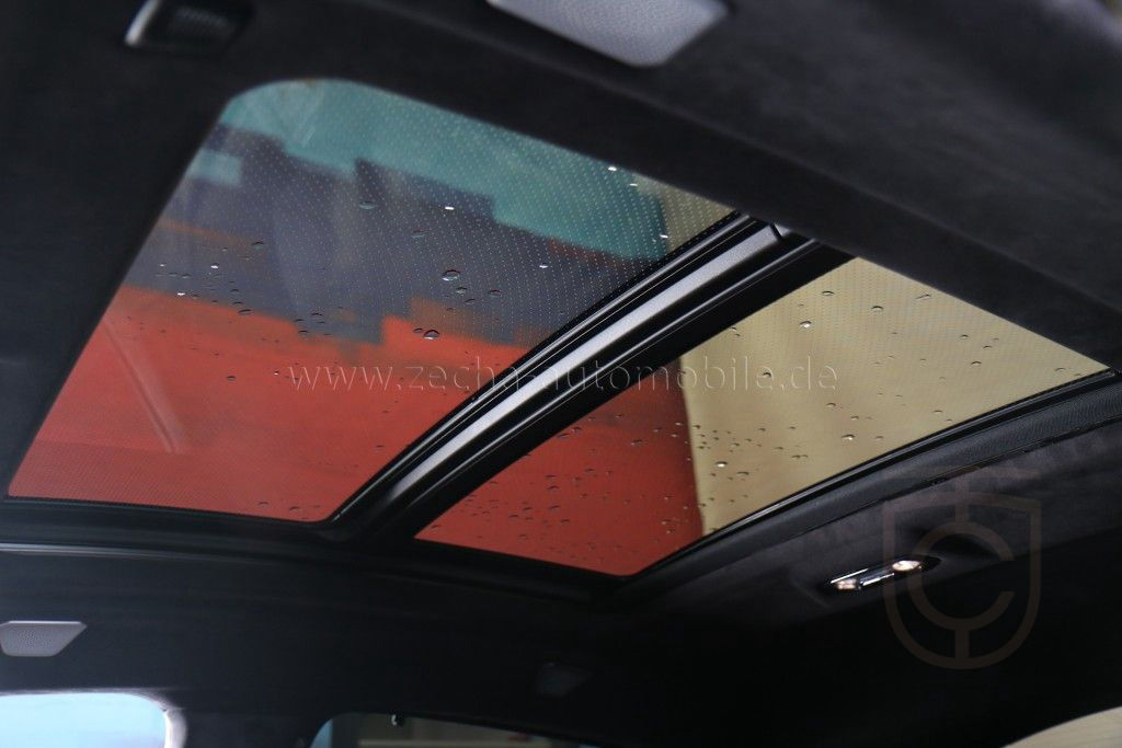 BMW X6 M M-Driv.Pack.Panod.Sitzbel.AHK.Massage.360°