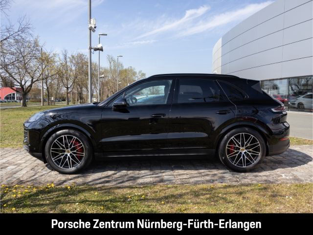 Porsche Cayenne S BOSE InnoDrive HA-Lenkung HUD HD-Matri