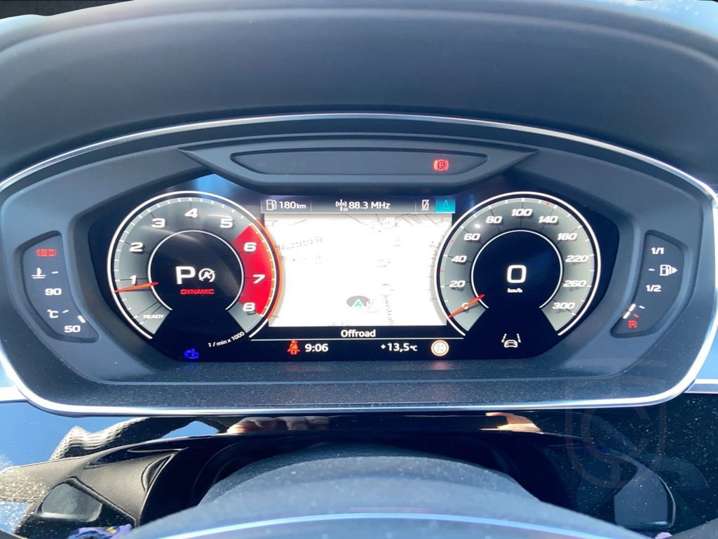 Audi S8 TFSI tiptr. Matrix HUD N-Sicht PANO Stdhzg.