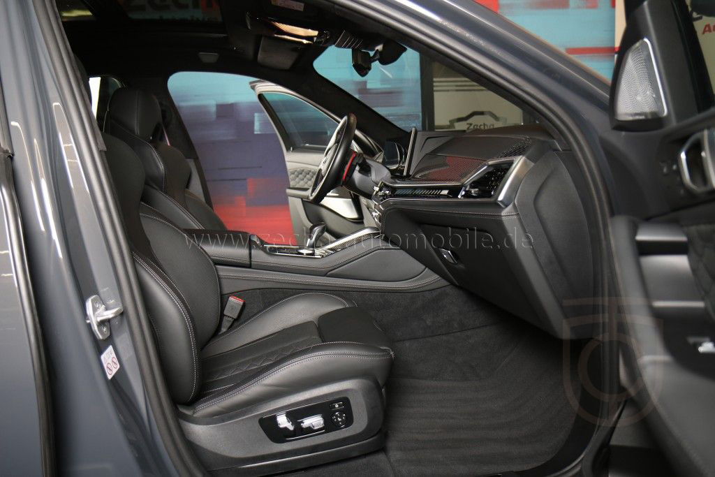 BMW X6 M M-Driv.Pack.Panod.Sitzbel.AHK.Massage.360°