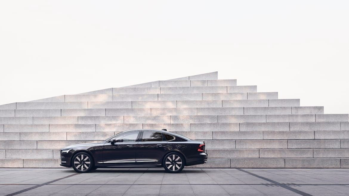 Volvo S90 Recharge T8 Plus Bright