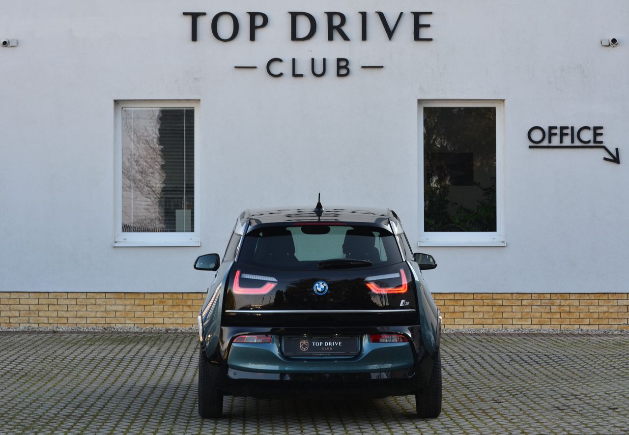 BMW i3